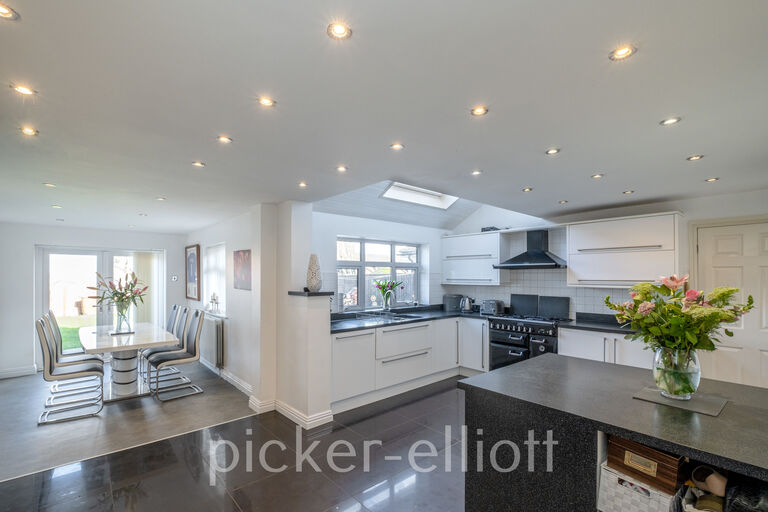 Estate Agents Hinckley Picker Elliott Hinckley